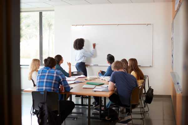 Choose the right vocational training for you